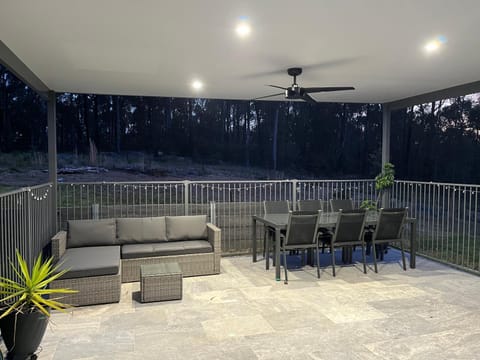 Patio, Dining area