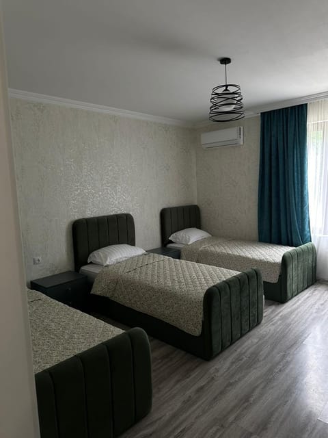 Bed, Photo of the whole room, Bedroom, air conditioner