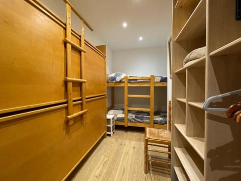 Bedroom, bunk bed, wardrobe