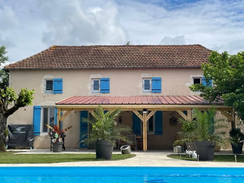 Favau Bed and Breakfast in Villeneuve-sur-Lot