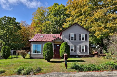 The Family Retreat at Bomoseen home House in Castleton