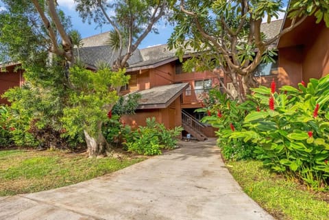 Steps to the Beach 3 Bedroom Apartment in Kihei