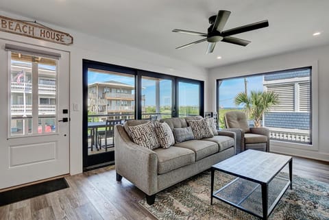 Pier Haven Lower by Sea Scape Properties House in Wrightsville Beach