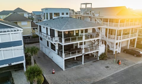 Pier Haven Lower by Sea Scape Properties House in Wrightsville Beach