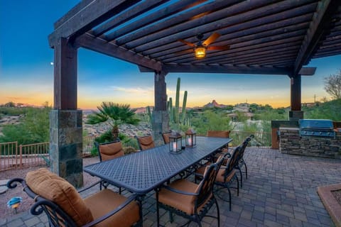 Patio, Dining area