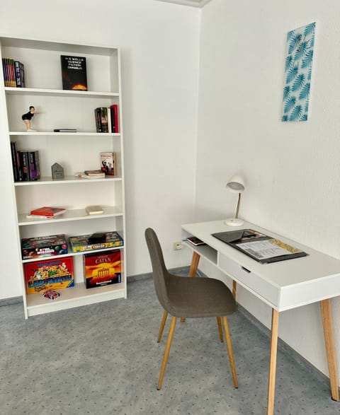 Library, Living room, Seating area