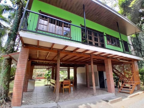 Riverside Oasis Cabin with A C House in Heredia Province