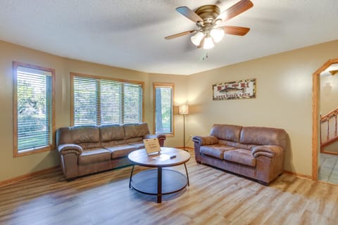 Mille Lacs Lake Cabin Group Friendly! Maison in Mille Lacs Lake