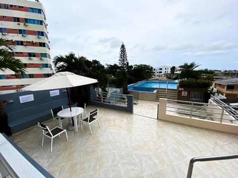 Balcony/Terrace, Pool view, Swimming pool