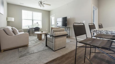 Landing at The Parq at Chesterfield - 2 Bedrooms in Chesterfield Apartment in Chesterfield