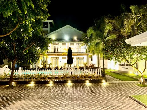 WetLand Resort Hotel in Negombo