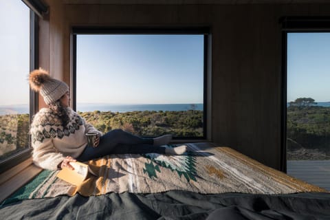 Bedroom, Sea view, Location