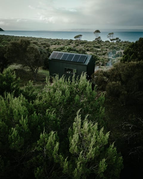 Beach Cabin - Kangaroo Island House in Penneshaw