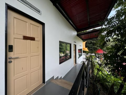 Hillside Red Cabin Hotel in Petaling Jaya