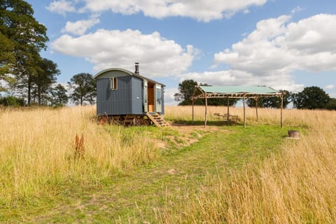 Property building, Day, Natural landscape