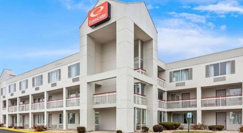 Econo Lodge Hotel in Willowbrook
