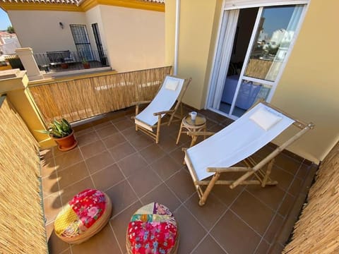 Day, Balcony/Terrace, sunbed