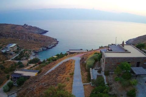 Villa Aperon - 5 bed, 5 bath Villa in Kea-Kythnos