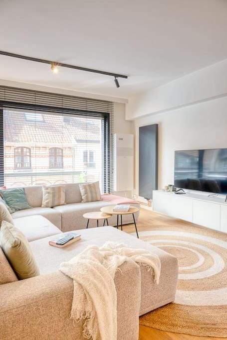 Spacious 2-BR Apartment Just 30m from The Beach Apartment in Knokke-Heist