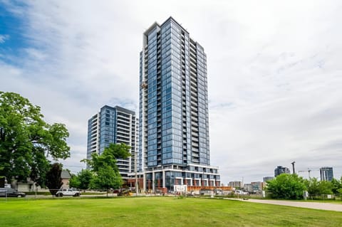 Newly Built Condo with Amazing Views Apartment in Waterloo