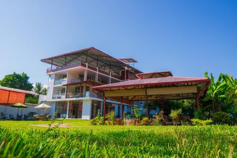 Property building, Garden, Garden view