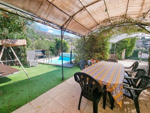 Patio, Garden, Dining area, Pool view