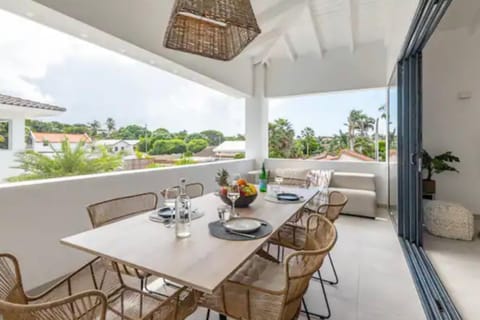 Balcony/Terrace, Dining area