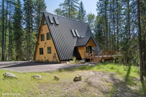 Whitefish Glacier A-Frame Hideaway House in Whitefish