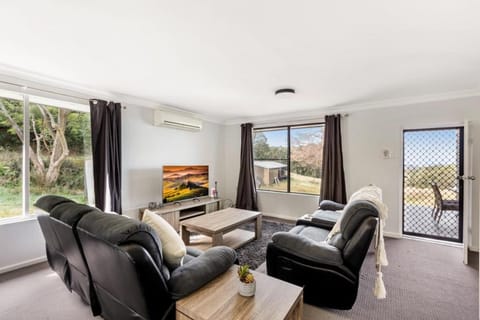 Deer Valley Farm Stay Illawarra sleeps up to 9 Farm Stay in Wollongong