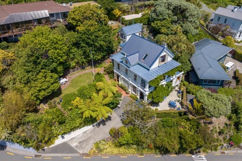 Property building, Bird's eye view, Garden