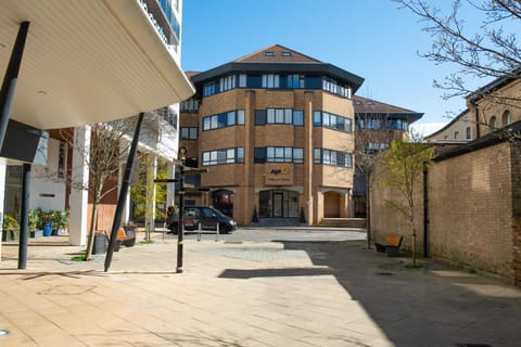 Space Apartments at Library House Brentwood Appartement in Brentwood