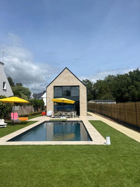 Day, Garden view, Pool view, Swimming pool