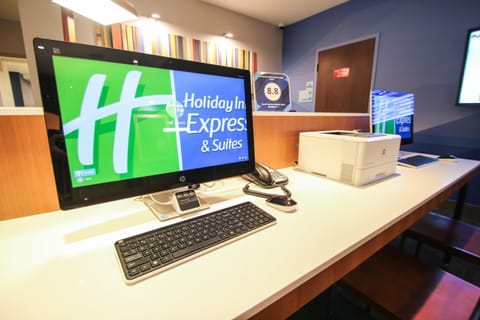 Holiday Inn Express & Suites Miami Airport East, an IHG Hotel Hotel in Miami