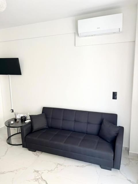 Ionia's Comfort Apartments - 1st floor Apartment in Central Athens Regional Unit, Greece