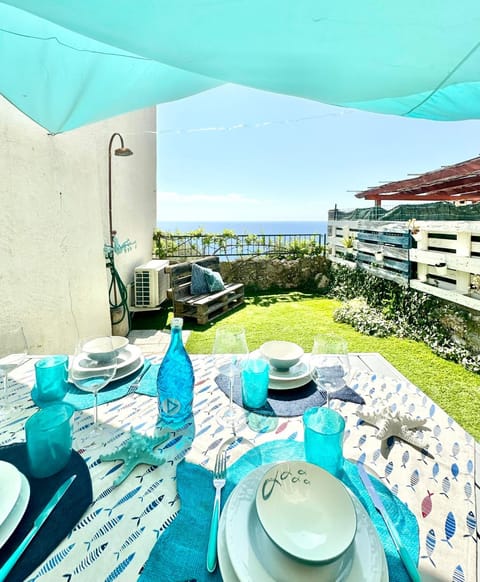 Patio, View (from property/room), Balcony/Terrace, Dining area, Sea view