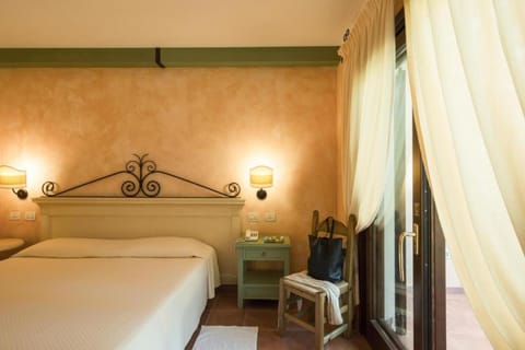 Tranquil Lantana Resort Hotel Apartments 1 Bedroom room apartment sleeps 5 per Apartment in Pula