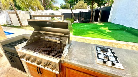 BBQ facilities, BBQ facilities, Minigolf, Pool view, Swimming pool