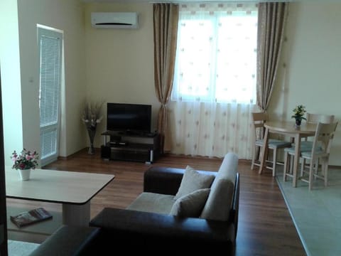 Stephanovy Guest House Bed and Breakfast in Sozopol