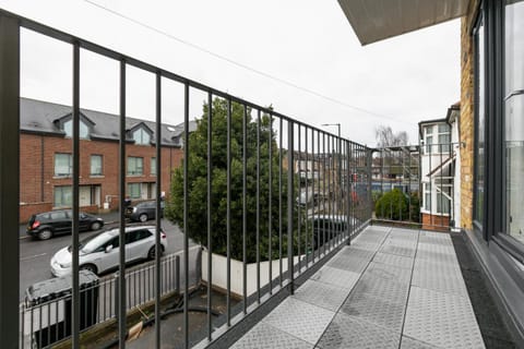 Property building, Balcony/Terrace, City view