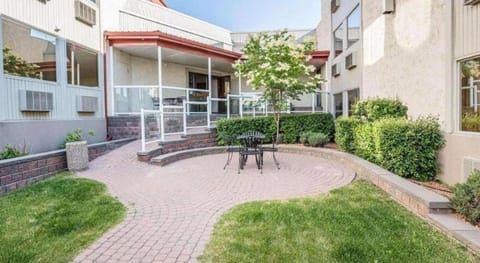 Quality Inn & Conference Centre Hotel in Red Deer