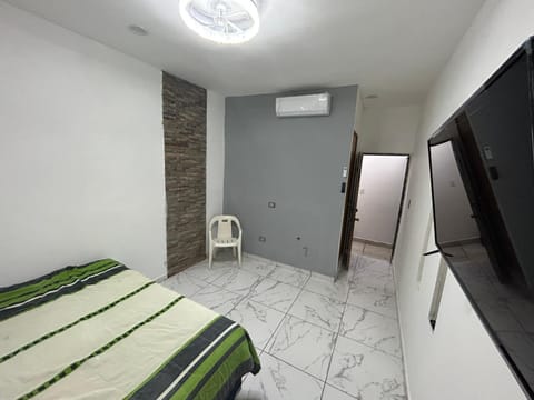 Estancia cuarto completo Apartment in Mazatlan