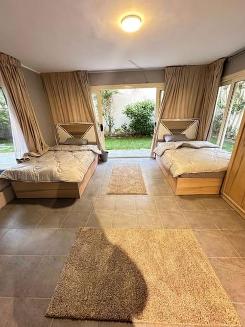 Bed, Garden, Photo of the whole room, Bedroom, Garden view