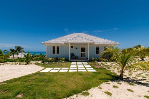 Bohemia Two Bedroom home Casa in North Eleuthera