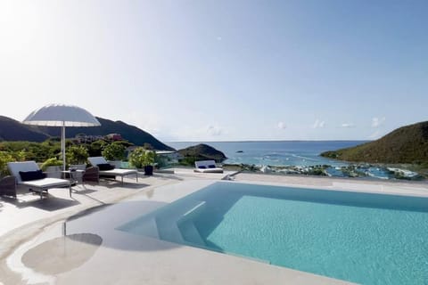 Natural landscape, Mountain view, Sea view, Swimming pool, sunbed