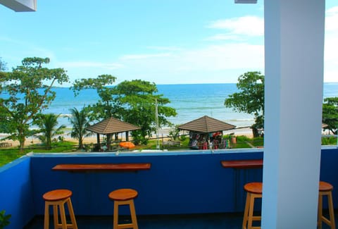 Surasa Beach Resort Hotel in Southern Province