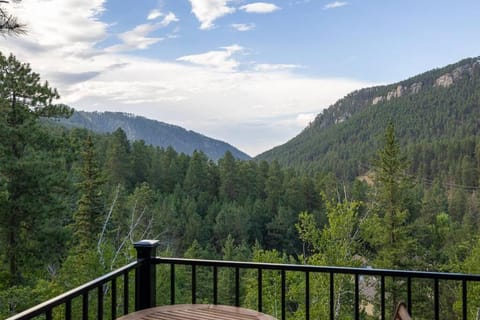 Day, Natural landscape, View (from property/room), Balcony/Terrace, Mountain view