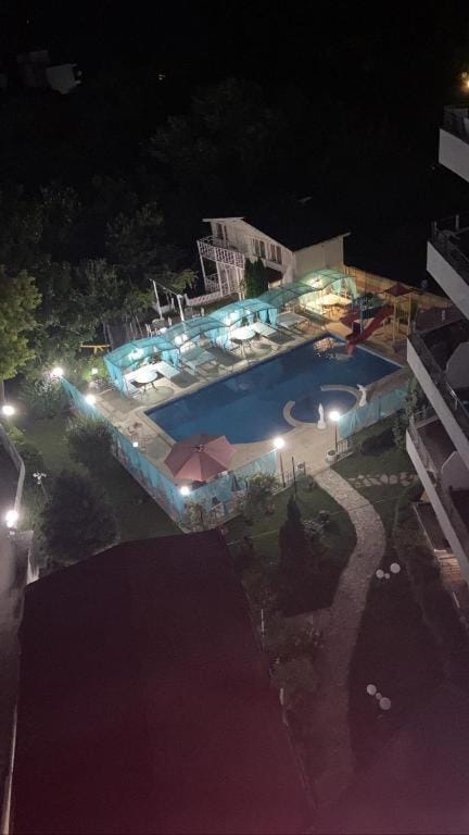 Night, Swimming pool