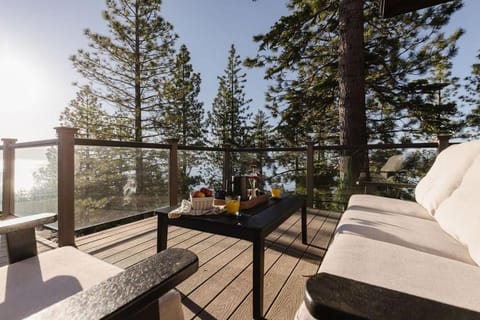 Alpenglow Aerie - StayLuxe Rubicon Chalet in Lake Tahoe