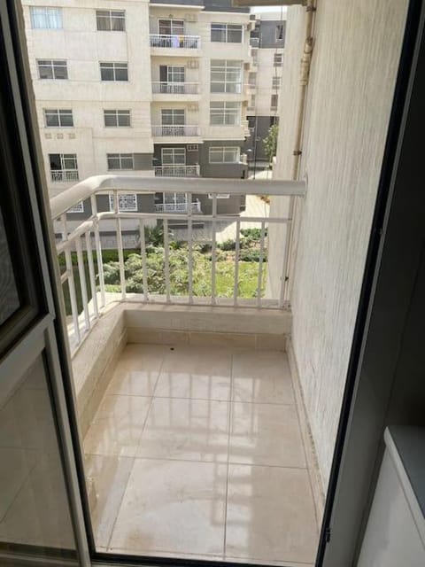 Madinaty B10 view garden Apartment in Cairo Governorate