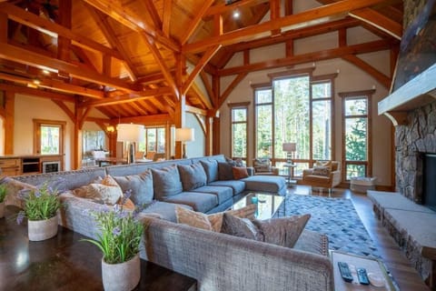 Spalding's Lodge - Long Term Retreat House in Breckenridge